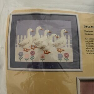 On Parade Geese Candlewicking Embroidery Kit #0845 The Creative Circle 1986 New